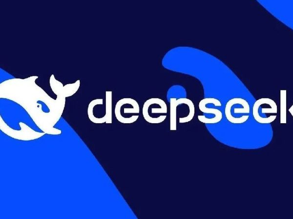 DeepSeek V4 Flash 正式版上线：AI 正从奢侈品变成水电煤