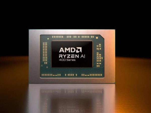 AMD 突然放大招：本地跑 300B 大模型，PC 要变天了？